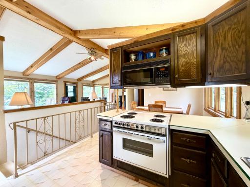 Kitchen 9.jpeg