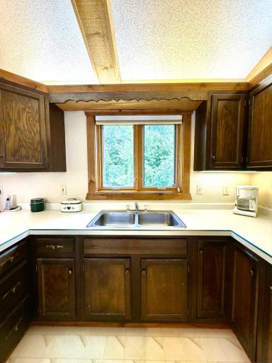 Kitchen 3.jpeg