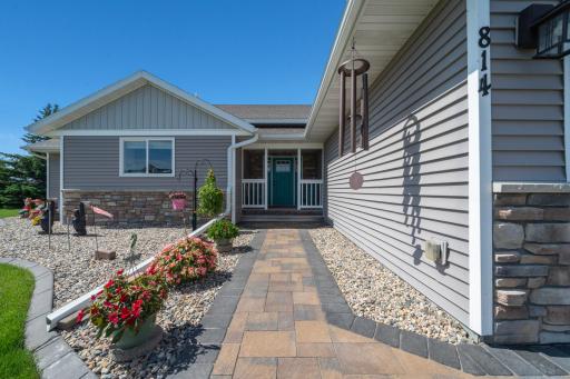 814 Curt Felt Drive, Alexandria, MN 56308