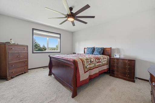 814 Curt Felt Drive, Alexandria, MN 56308