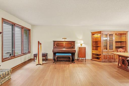 1698 Cobblestone Court, Red Wing, MN 55066