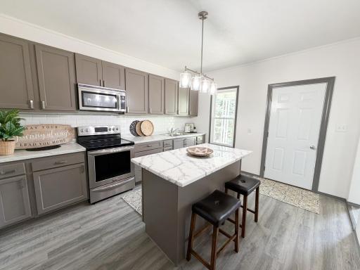 502 3rd Avenue NW, Wilmont, MN 56185