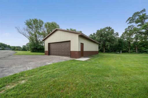 4700 Rural Oaks Drive SE, Alexandria, MN 56308