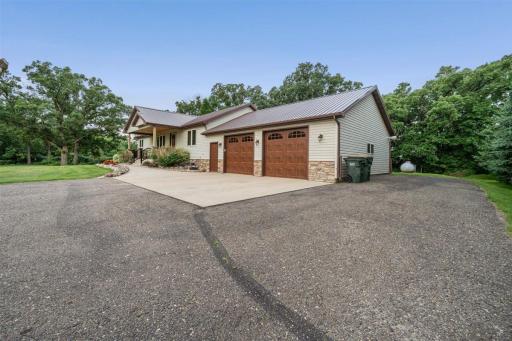 4700 Rural Oaks Drive SE, Alexandria, MN 56308