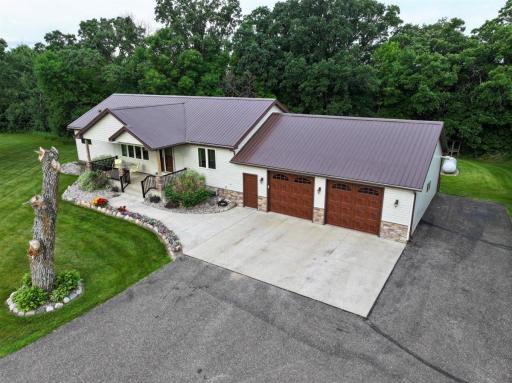 4700 Rural Oaks Drive SE, Alexandria, MN 56308