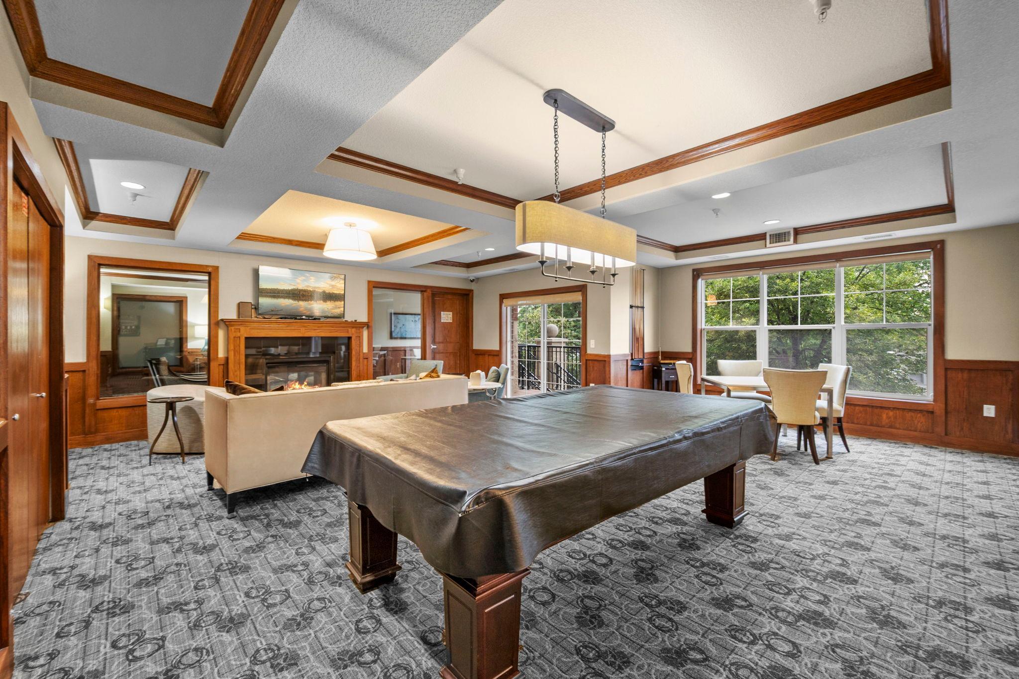 27-web-or-mls-1800 Graham Ave 404-54.jpg