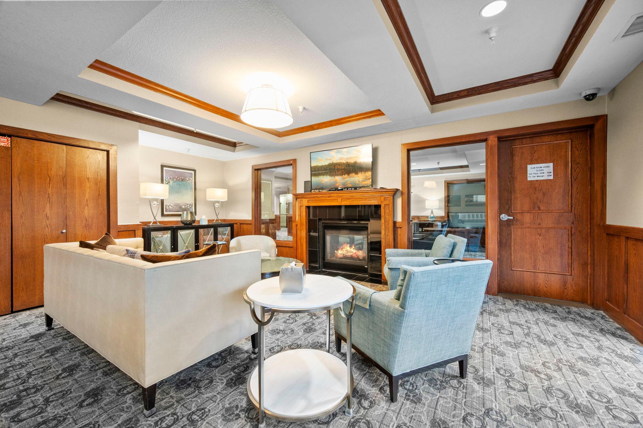 30-web-or-mls-1800 Graham Ave 404-69.jpg