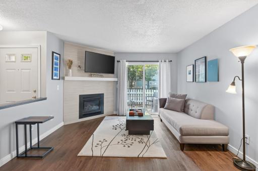 2566 Lockwood Drive, 65, Mendota Heights, MN 55120