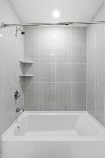 18239 102nd Place N, Maple Grove, MN 55311