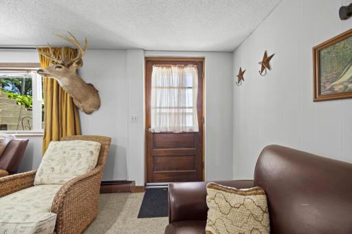 11040 N Shore Road, Waconia, MN 55387