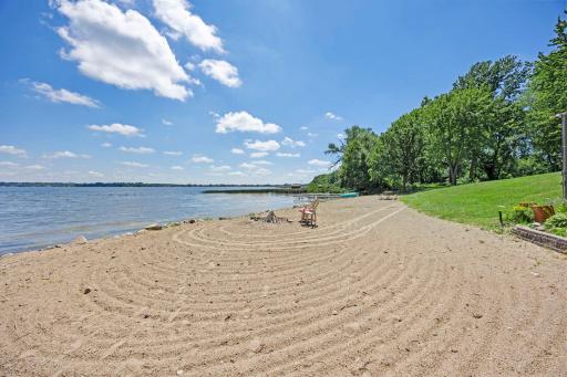 11040 N Shore Road, Waconia, MN 55387