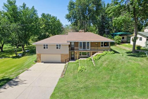 Home offers a upper level and lower level entry