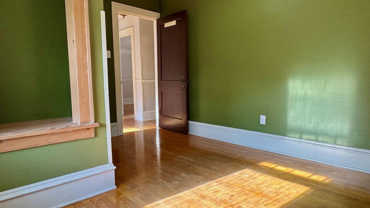 (27) Bedroom 3.jpeg