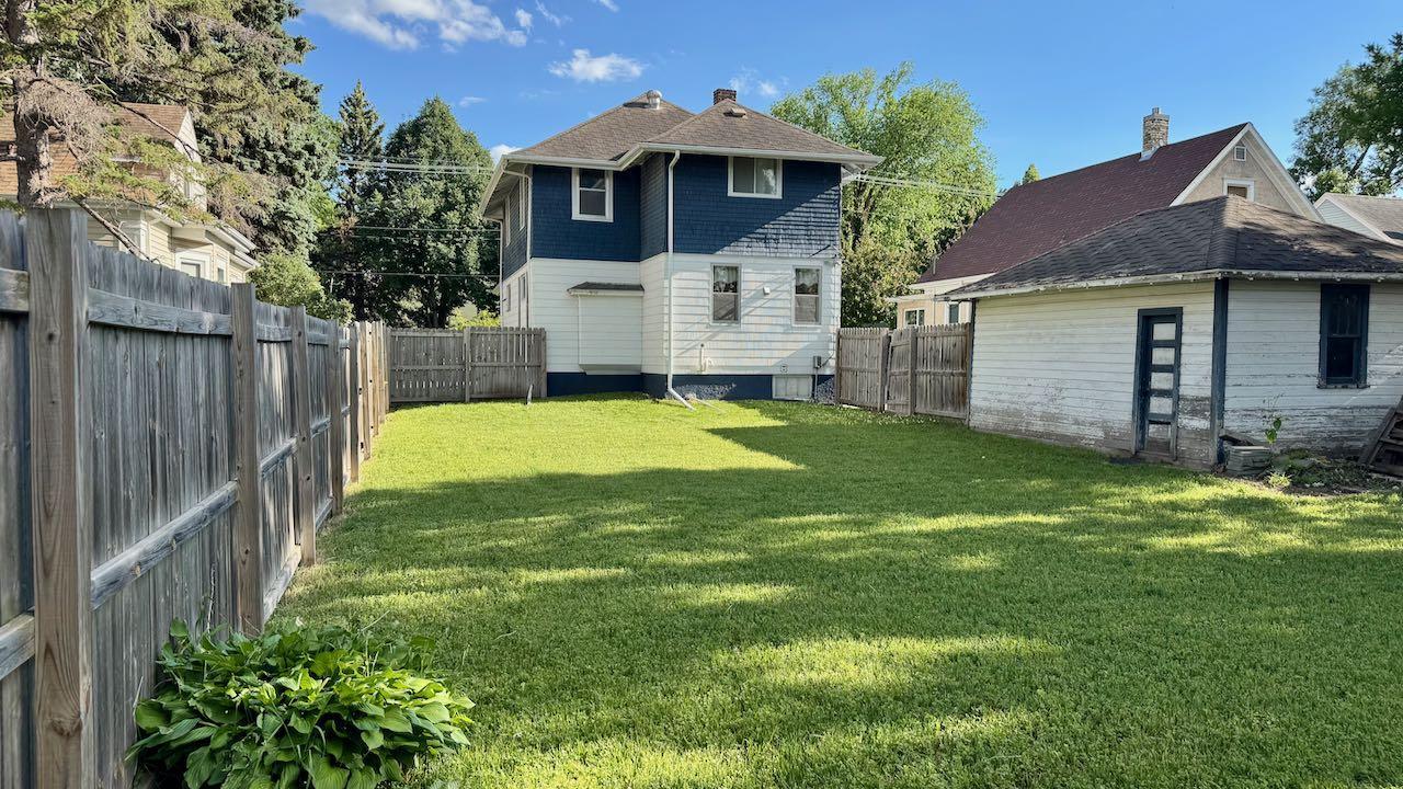(38) Fully Fenced Backyard.jpeg
