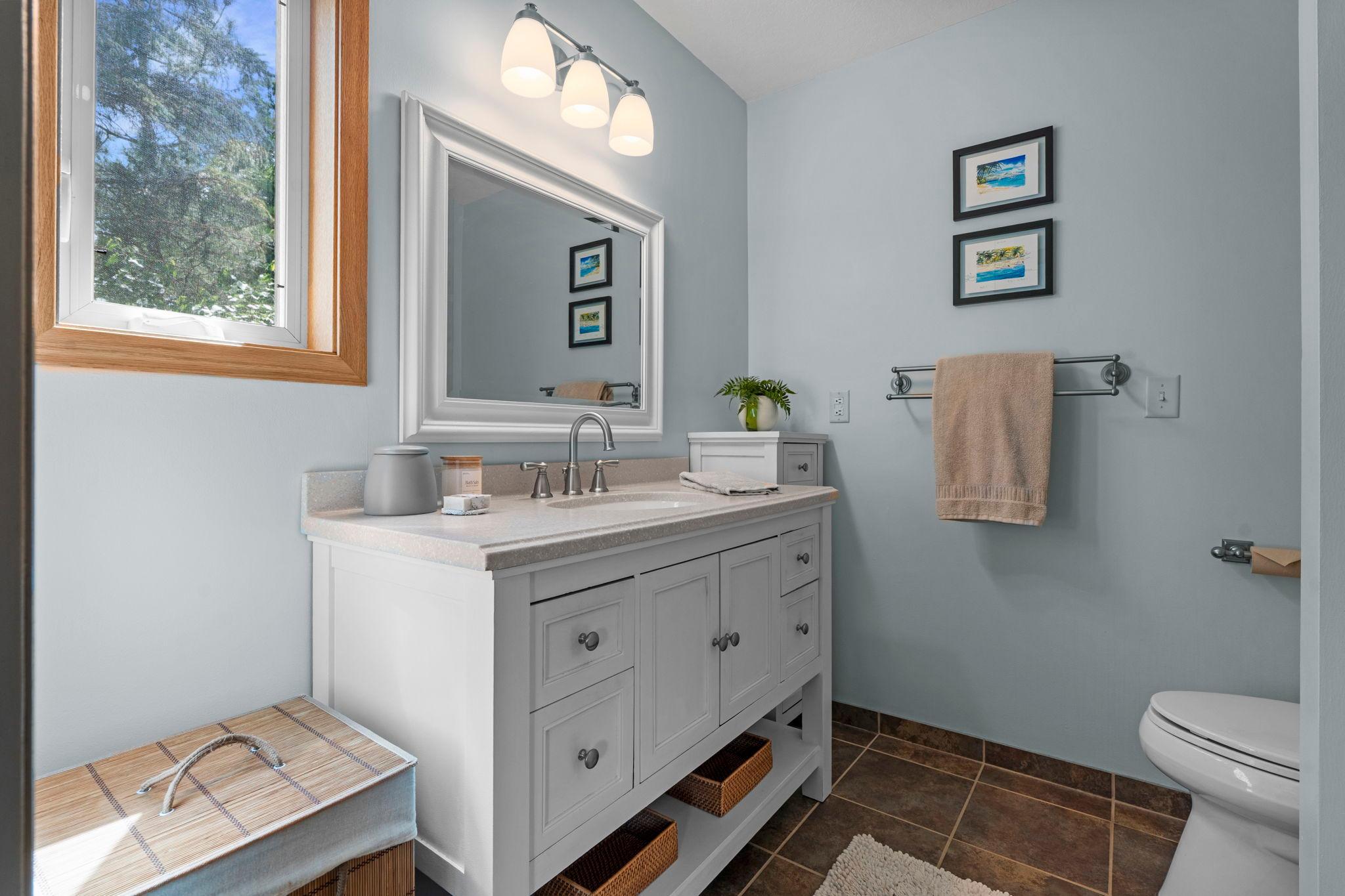 46-web-or-mls-9040 E Sunrise Cir-308.jpg