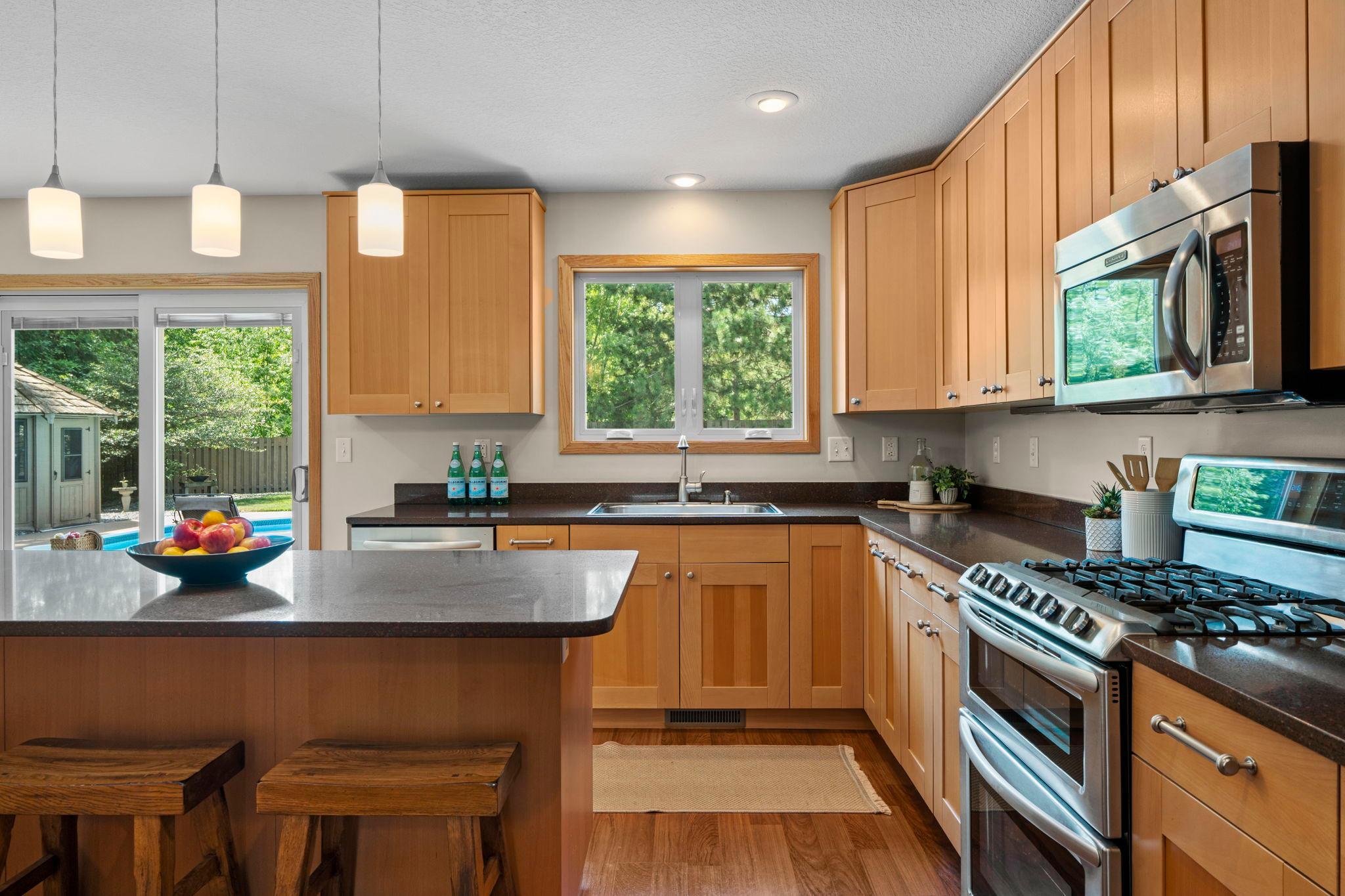 34-web-or-mls-9040 E Sunrise Cir-198.jpg