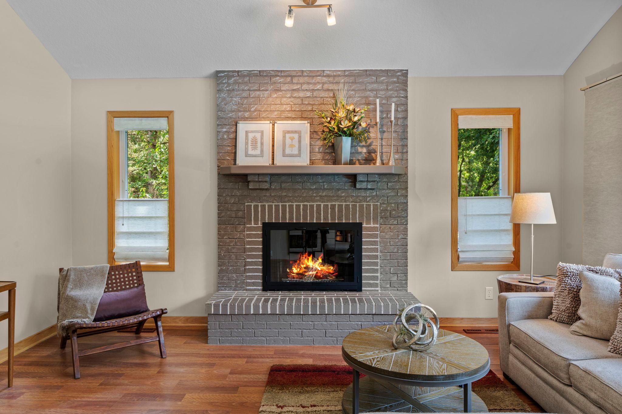 24-web-or-mls-9040 E Sunrise Cir-273.jpg