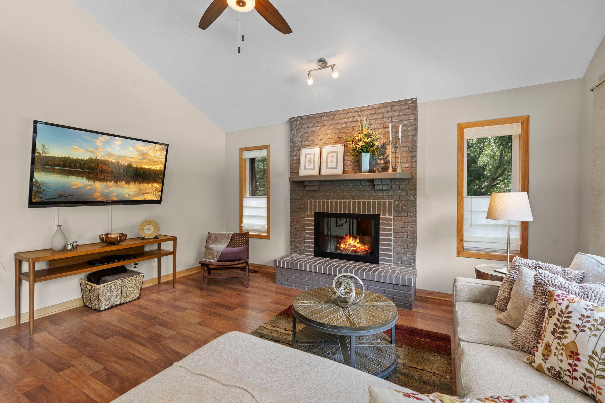 25-web-or-mls-9040 E Sunrise Cir-278.jpg