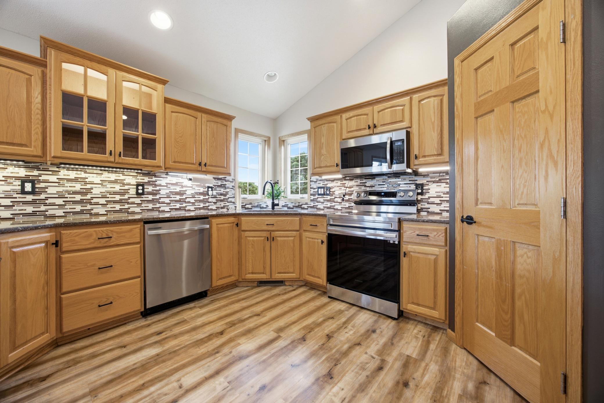 Corner windows over sink