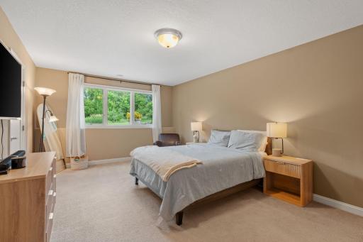 10974 Alameda Avenue, Inver Grove Heights, MN 55077