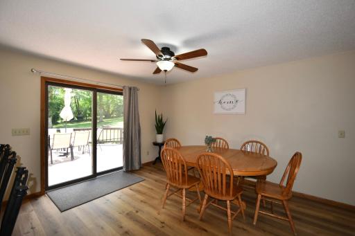 17910 Wedgewood Drive, Zumbrota, MN 55992