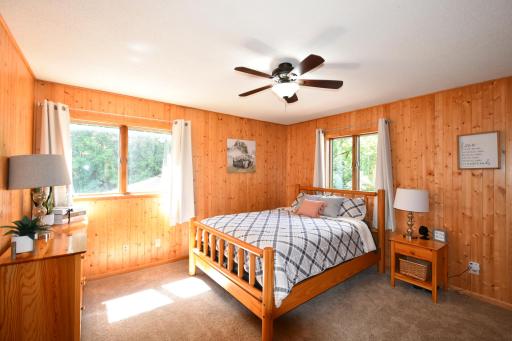17910 Wedgewood Drive, Zumbrota, MN 55992