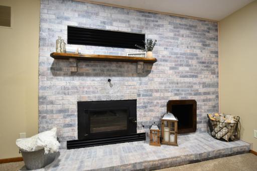 17910 Wedgewood Drive, Zumbrota, MN 55992