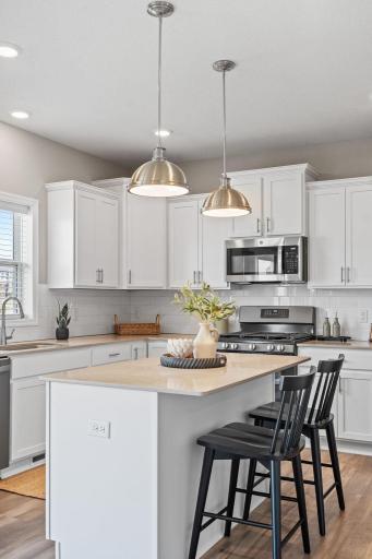 7449 203rd Street W, Lakeville, MN 55044
