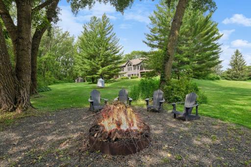 9125 Abbywood Road, Chaska, MN 55318
