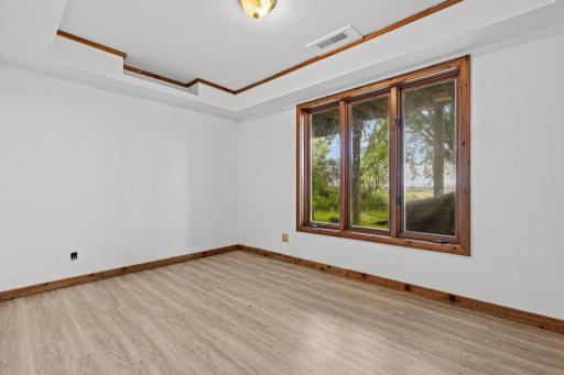 8955 Hilltop Drive, Saint Bonifacius, MN 55375