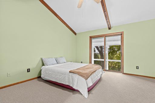 8955 Hilltop Drive, Saint Bonifacius, MN 55375