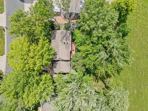 8955 Hilltop Drive, Saint Bonifacius, MN 55375