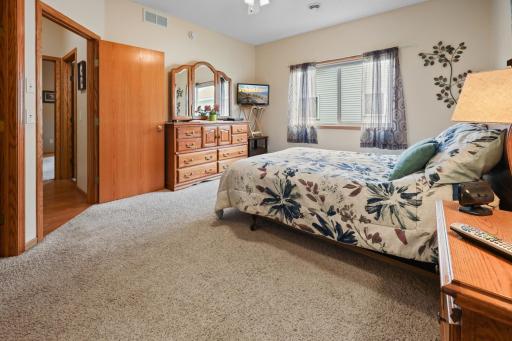 1227 Willow Pond Drive, Waite Park, MN 56387