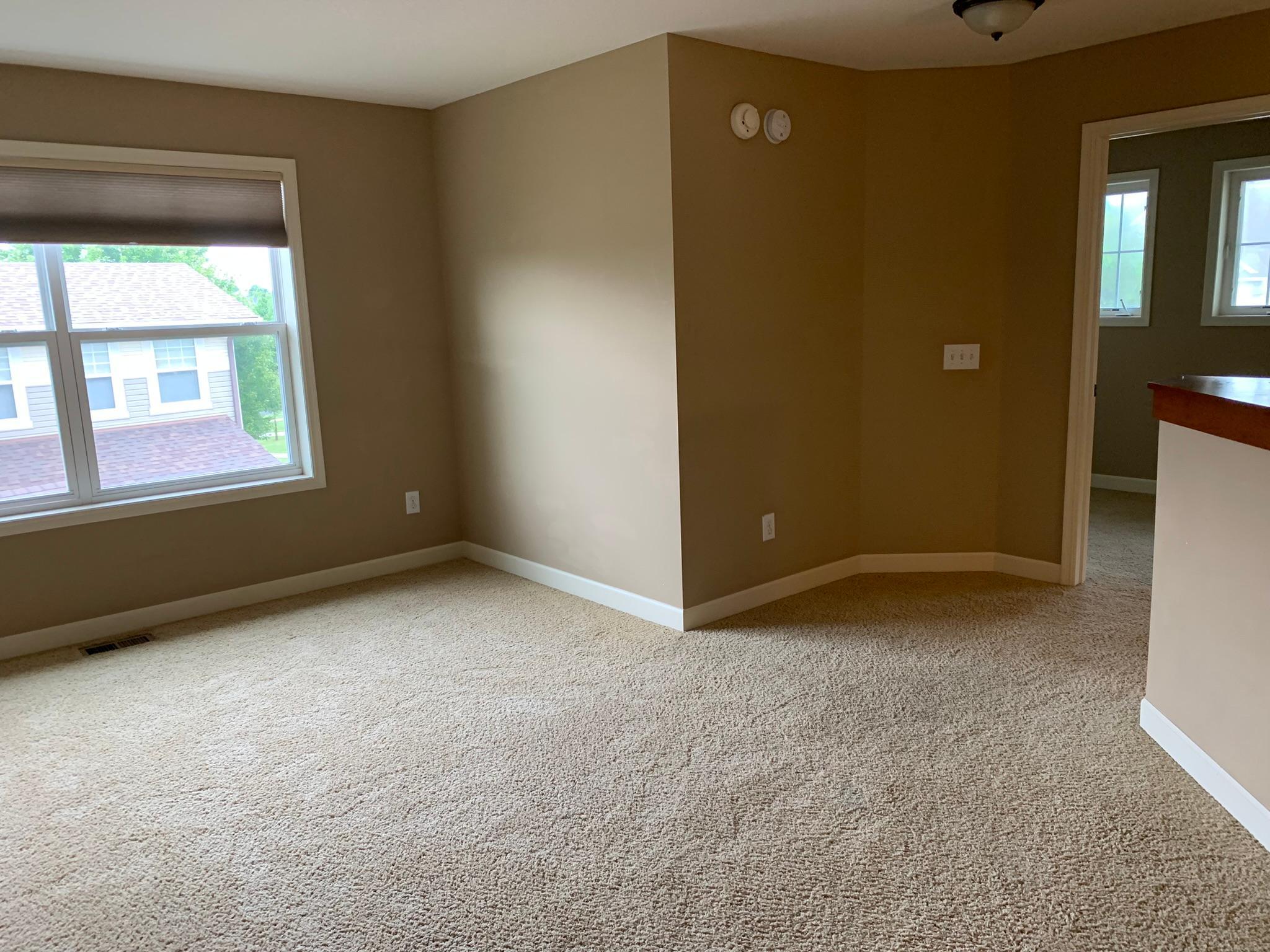 18 - Upper level loft.JPEG
