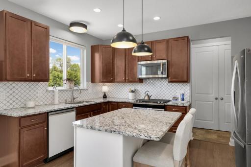 4332 Cottagewood Court, Excelsior, MN 55331
