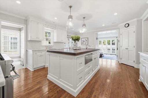 5337 Wooddale Avenue, Edina, MN 55424