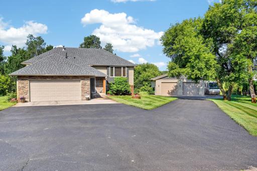 24450 Fallbrook Avenue, Forest Lake, MN 55025