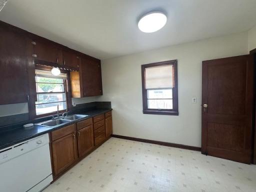 810 14th Avenue SE, Austin, MN 55912