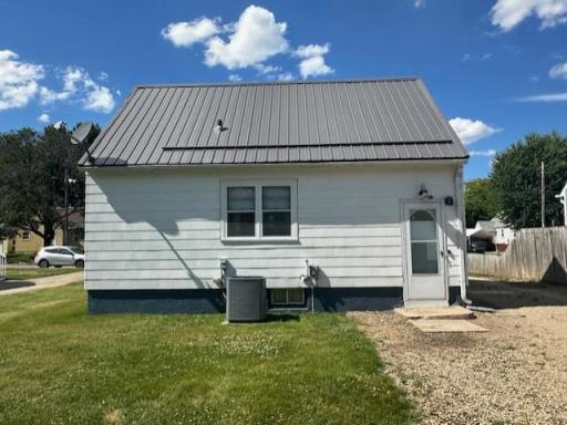 810 14th Avenue SE, Austin, MN 55912