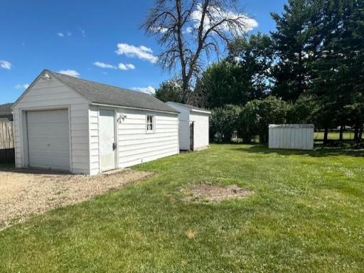 810 14th Avenue SE, Austin, MN 55912