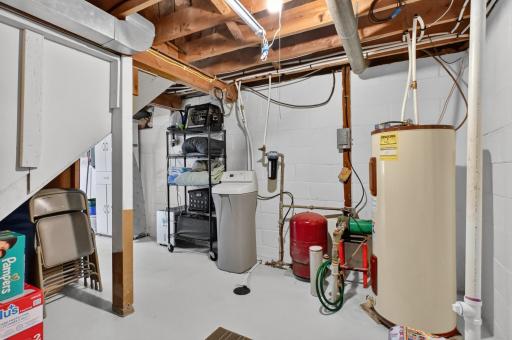 1212 Latoka Drive SW, Alexandria, MN 56308