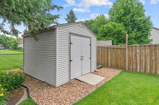 3901 Foxglove Court N, Minneapolis, MN 55443