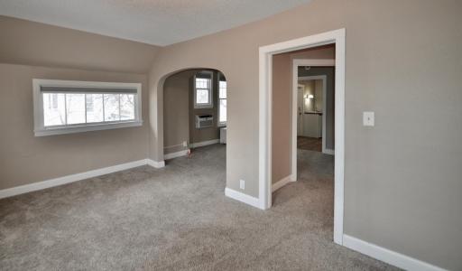 910 7th Street N, Fargo, ND 58102