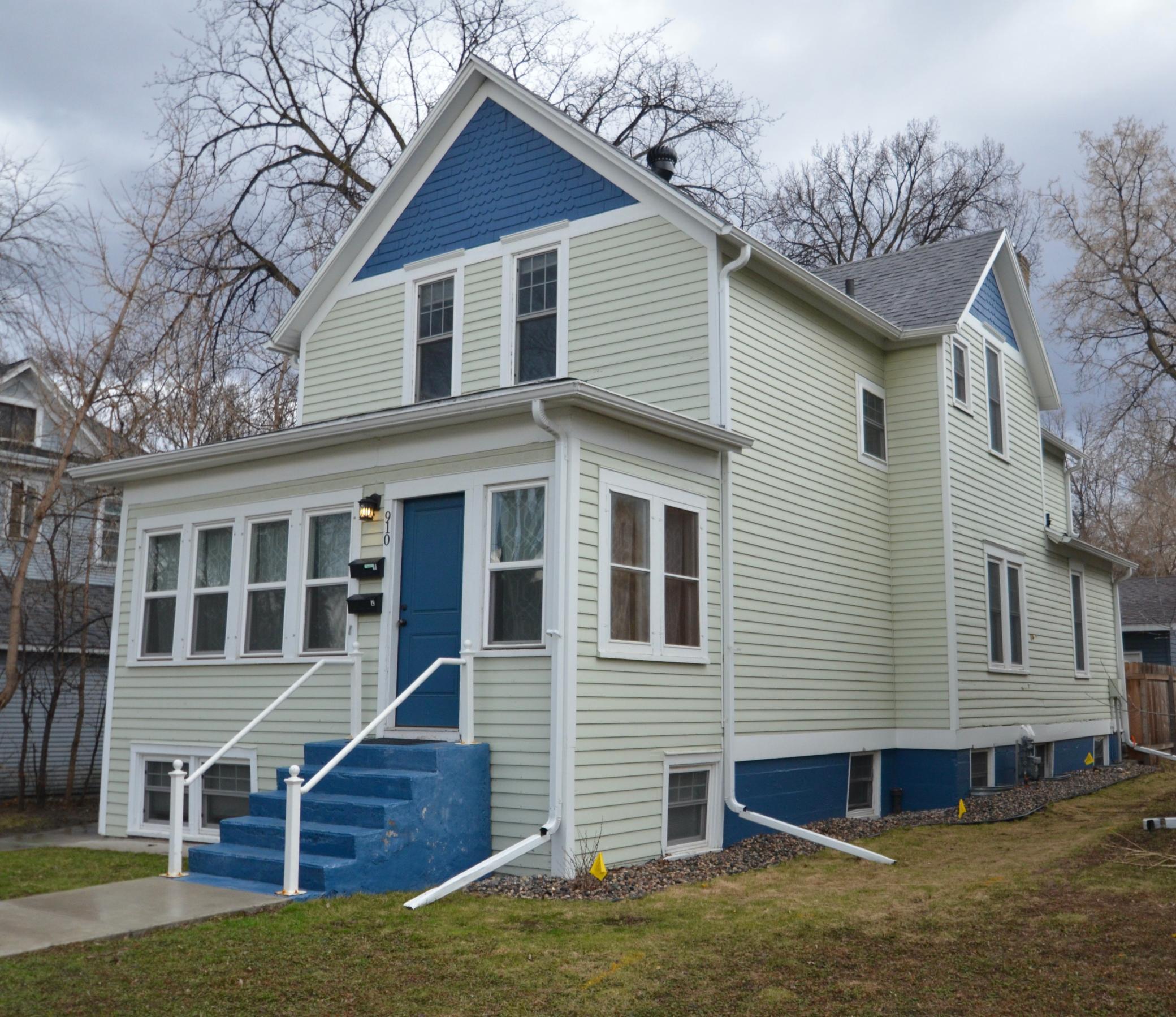 Exterior Spring