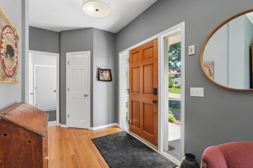 1860 Spinaker Drive, Saint Paul, MN 55125