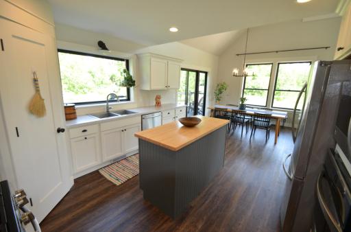 28615 Quail Road, Shafer, MN 55074