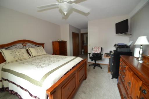 Private Bedroom-Bath Separate from 2nd Bedroom