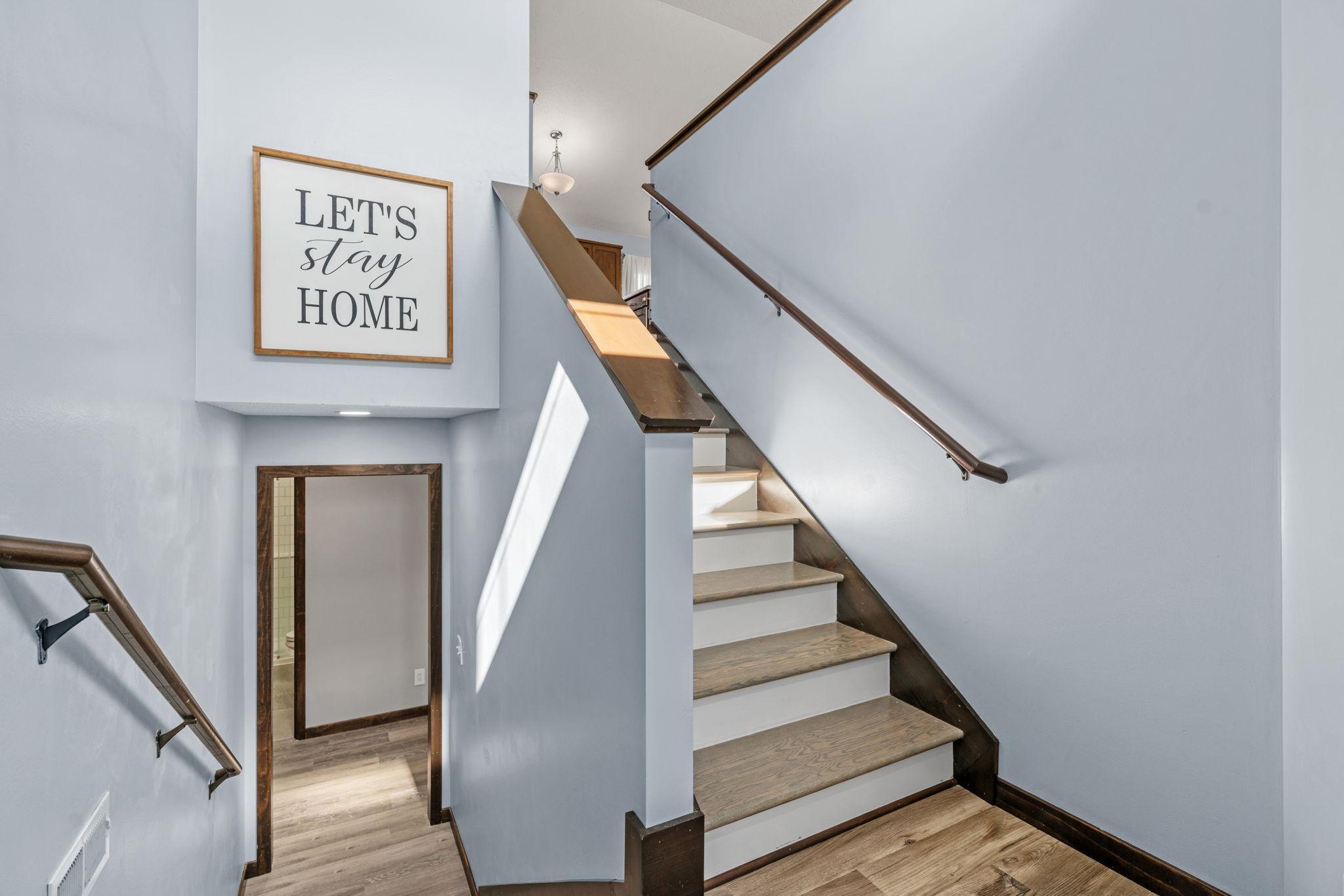 18-web-or-mls-371 Cedar Ave N-18.jpg