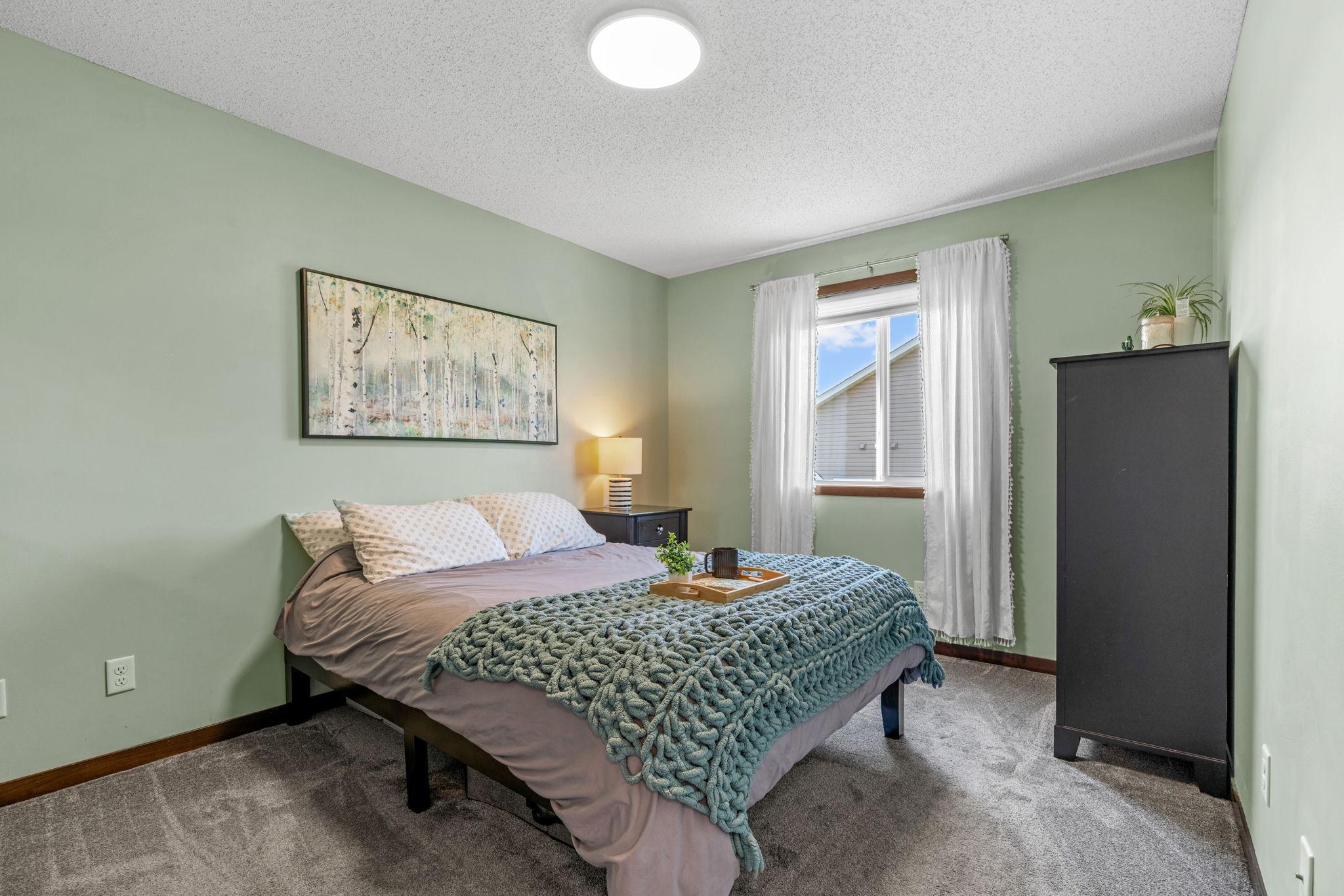 31-web-or-mls-371 Cedar Ave N-31.jpg
