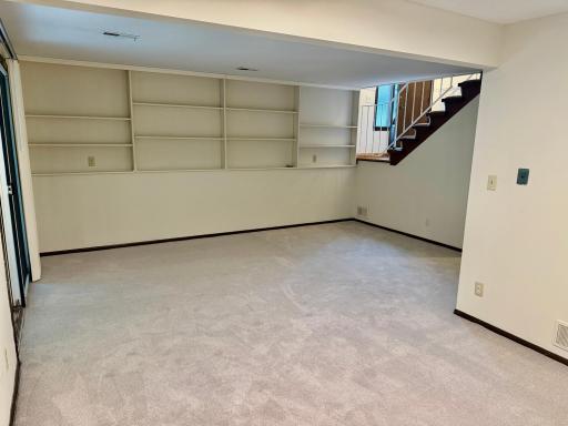 10702 Cavell Road, Bloomington, MN 55438